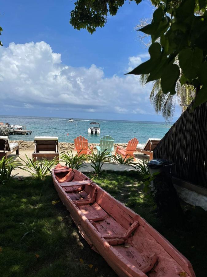 Hotel Sunsets Del Rosario Isla Grande  Exterior foto